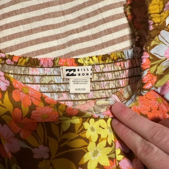 Floral Puff Sleeve Mini Dress - Picture 2 of 2